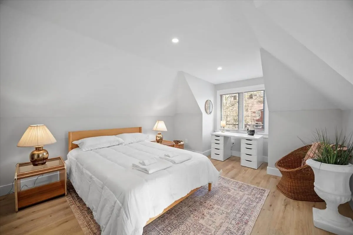 Classic Pittsburgh 4 Square - Easy Access To Town And Airport